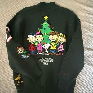 NWT Kith Kithmas 2023 Charlie Brown Peanuts Christmas Cardigan Sweater Green 🎄